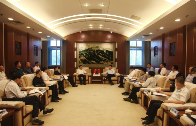 国咨集团党委书记随同市领导赴中国国际工程咨询有限公司座谈交流